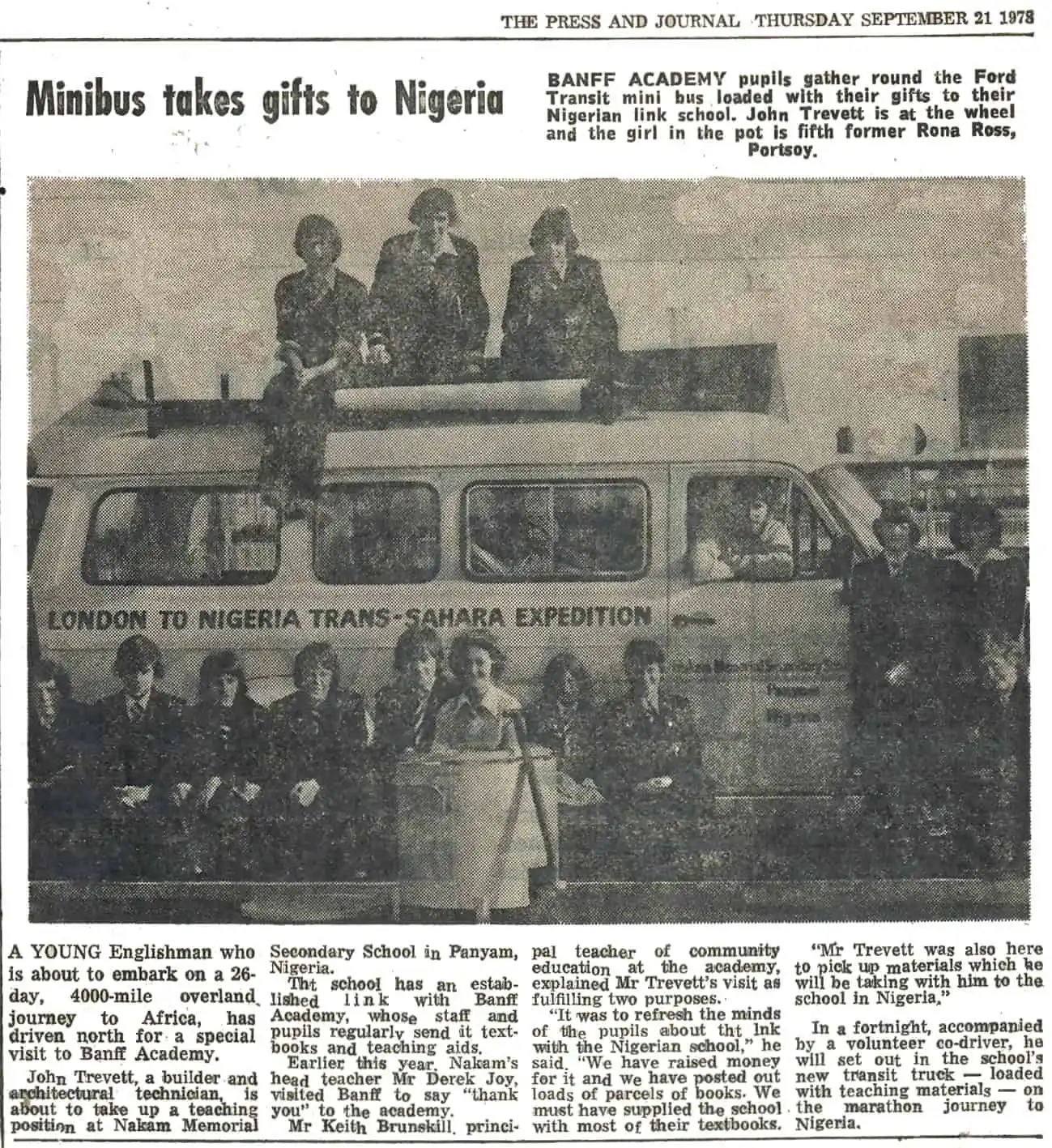 Minibus takes gifts to Nigeria